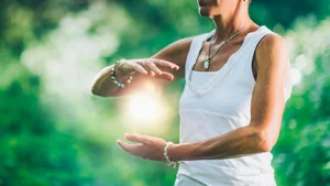 Energy psychology and mind-body approaches for deeper change